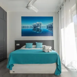 https://estudio-con-balcones-2a-playa76.1costadelsol.com
